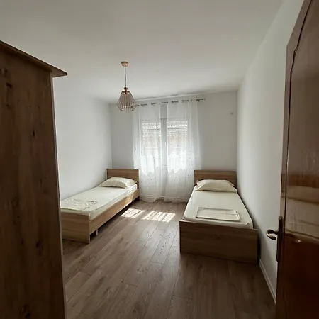 Spacious And Centrally Located Near The Stadium * Tirana